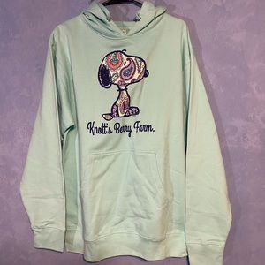Knotts Berry Farm Snoopy Hoodie brand new